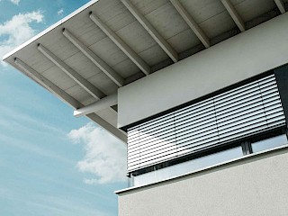 Rollläden und Raffstoren